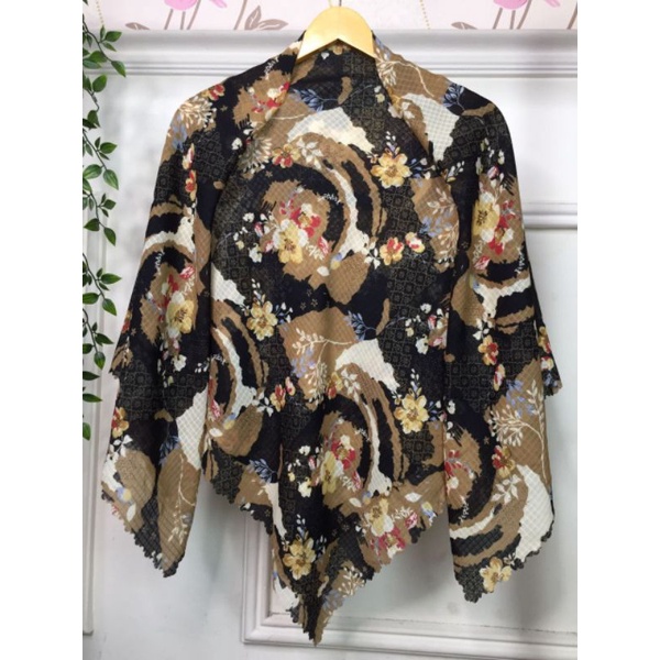 kerudung segi empat motif aeril terbaru 2022