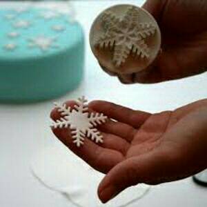 

KUE-PENGHIAS-ALAT- CETAKAN FONDANT CETAKAN BENTO CETAKAN SNOWFLAKES COOKIES CUTTER -ALAT-PENGHIAS-