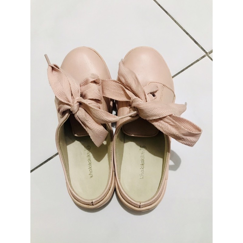 PRELOVED Sepatu Anak merek Khakikakiku