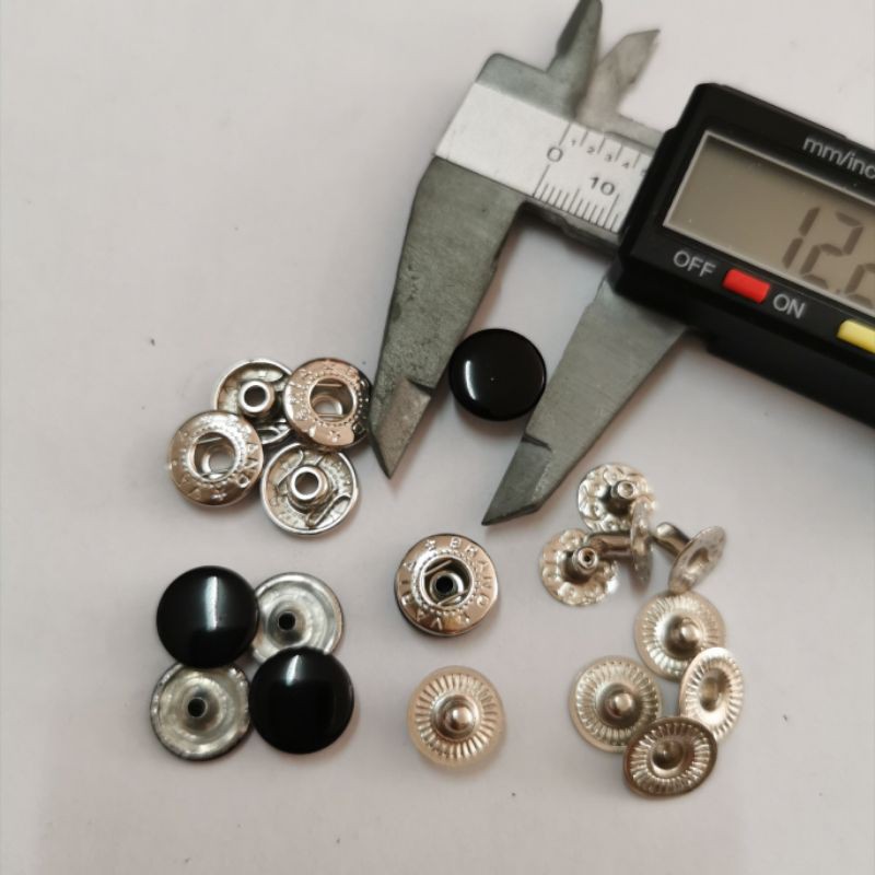 

kancing cetet besi 12mm / kancing besi 330 black / 5gross