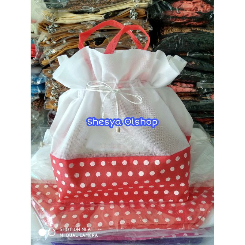 

Tas hajatan serut polka tebal (22.22.30)
