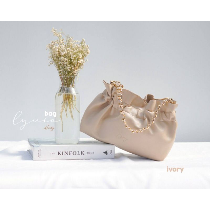 Lyvia Hody Bag