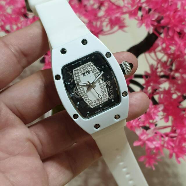Jam tangan RM