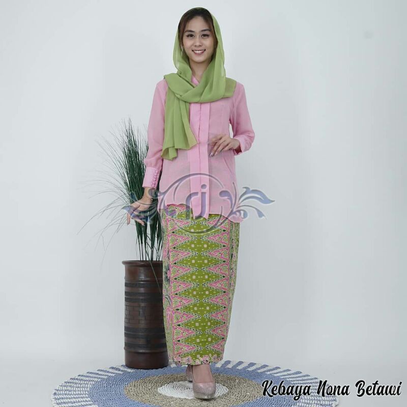 SETELAN KEBAYA ABANG NONE