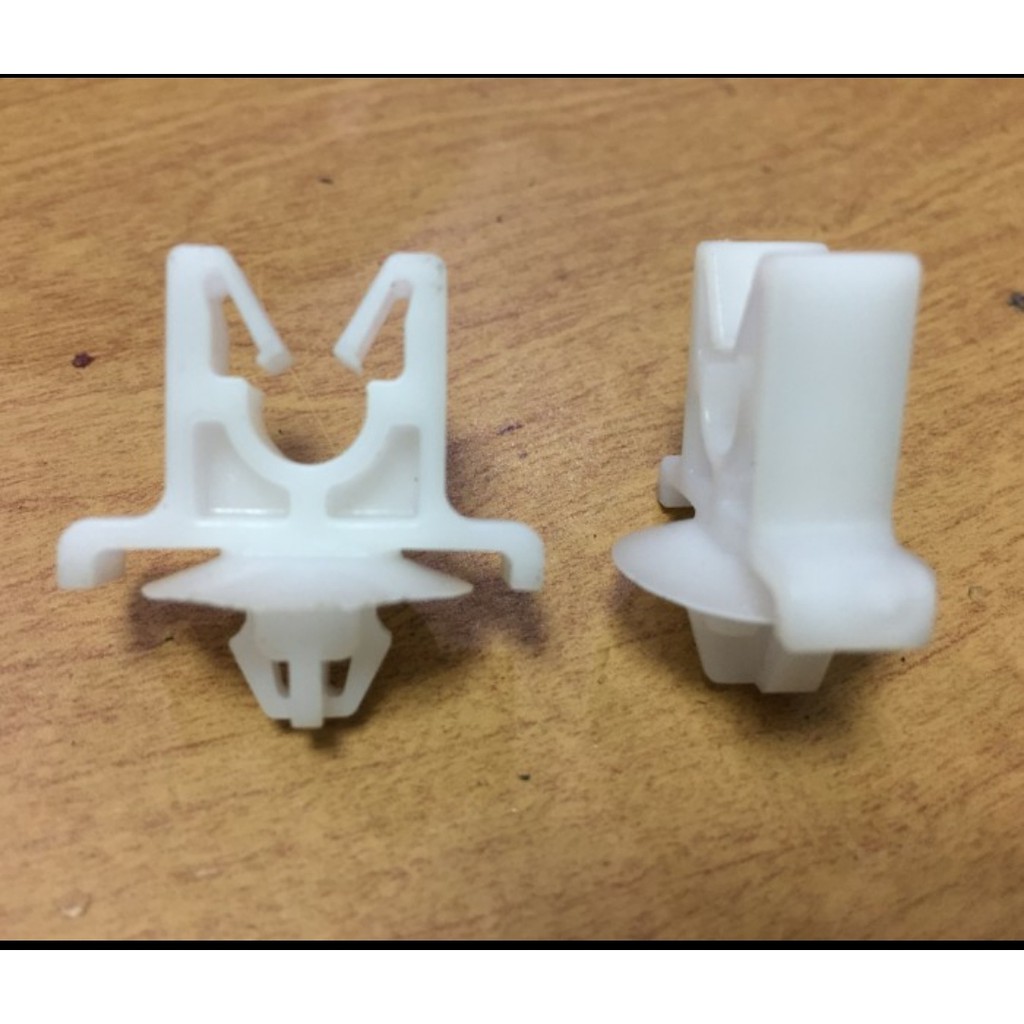 

Kancing Klip Pipa Holder ORIGINAL ( white )
