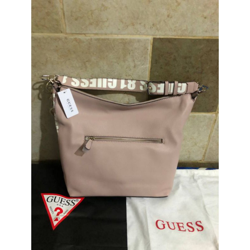TAS GUESS - NARITA HOBO