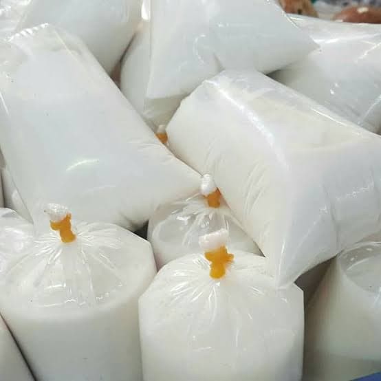 

Dijual santan kelapa murni 1kg Berkualitas