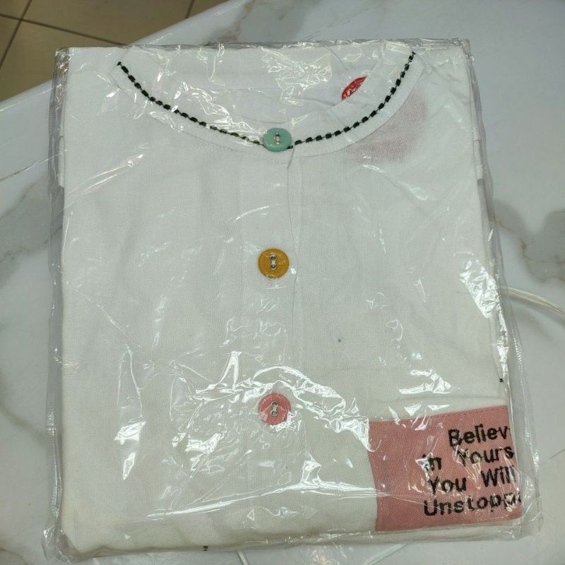 kemeja wanita /kerah sanghai/new model/bahan premium import/termurah/terkeren-putih 2429