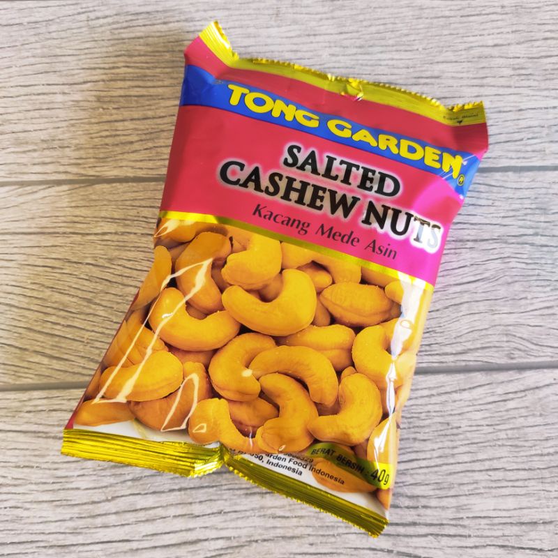 

Tong Garden Salted Cashew Nuts Kacang Mede Asin 40g Vegetarian Vegan