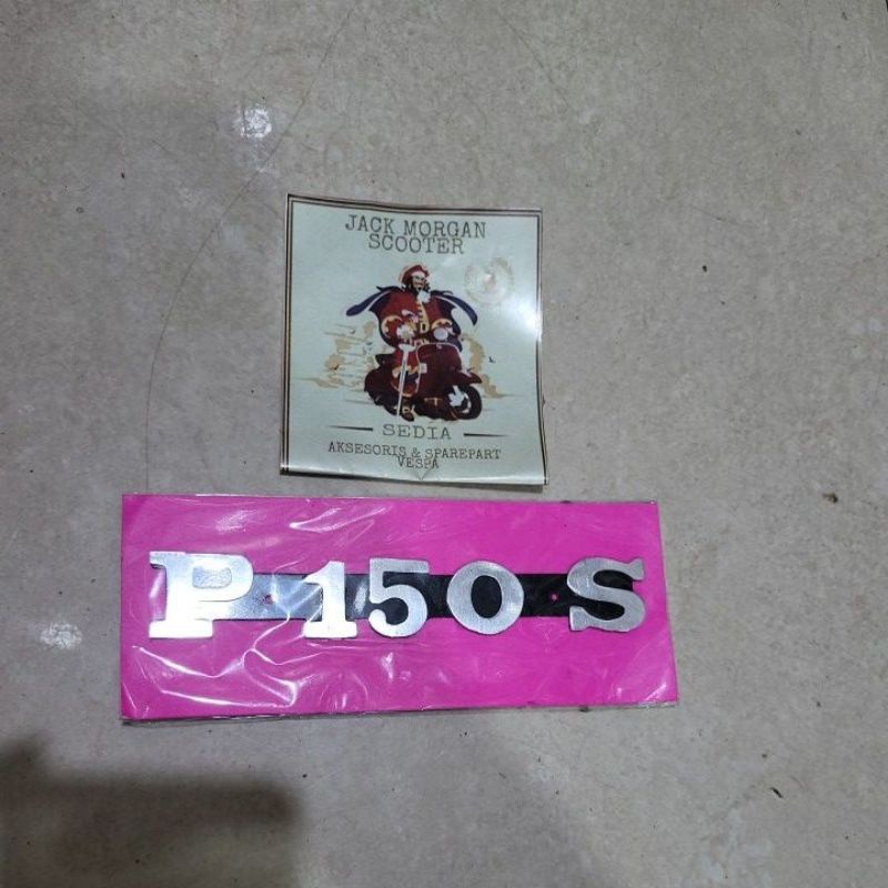 emblem  vespa p 150 s murah