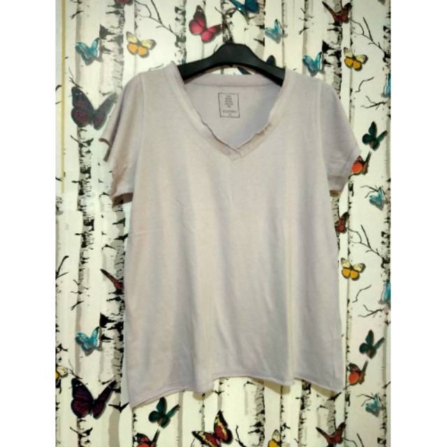 preloved kaos ungu muda