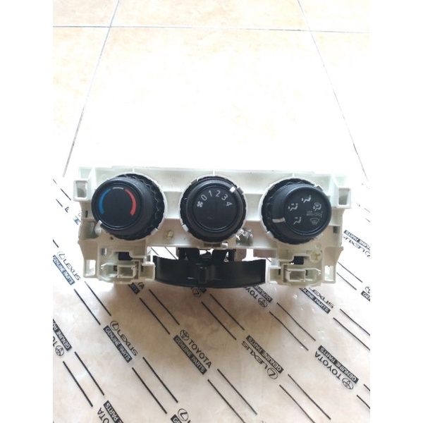 SAKLAR SWITCH CONTROL PANEL AC  TOYOTA YARIS NO 75F986 ORI