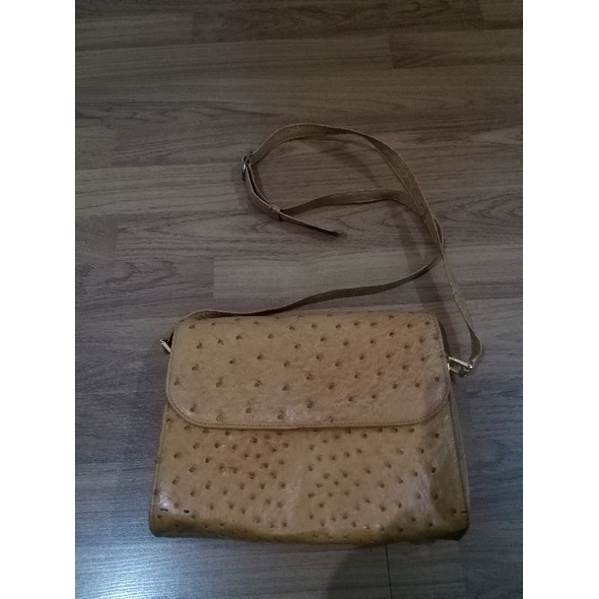 Fiorenza sling bag preloved (nett no nego)