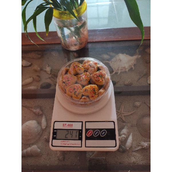 

Kue Kacang HomeMade 250gr By Anies