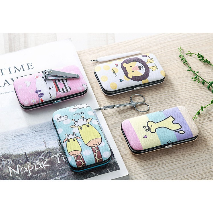 Gunting Kuku Dompet 1 Set isi 7 Manicure Pedicure Karakter Set 7 in 1