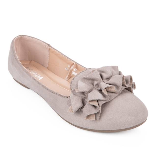 Sepatu merk nevada uk. 39.40 ( YQ13gy)