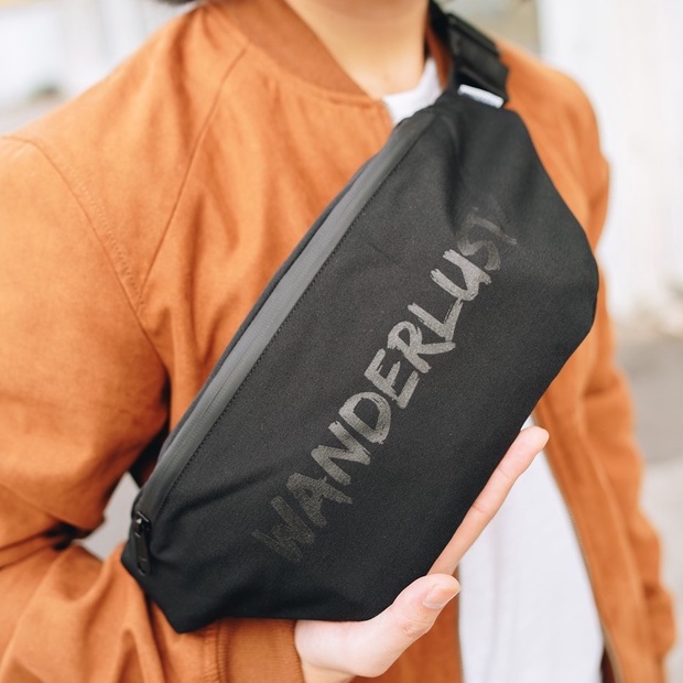 Wanderlust Tas Selempang Waterproof Waistbag Bruges Black