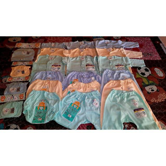 1 set pakaian bayi Merek Libby