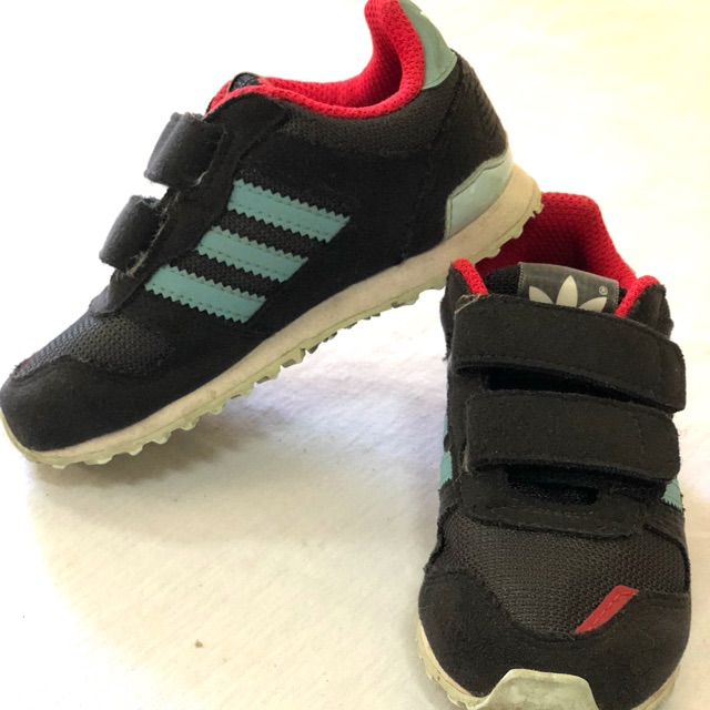 Preloved Sepatu Adidas Anak