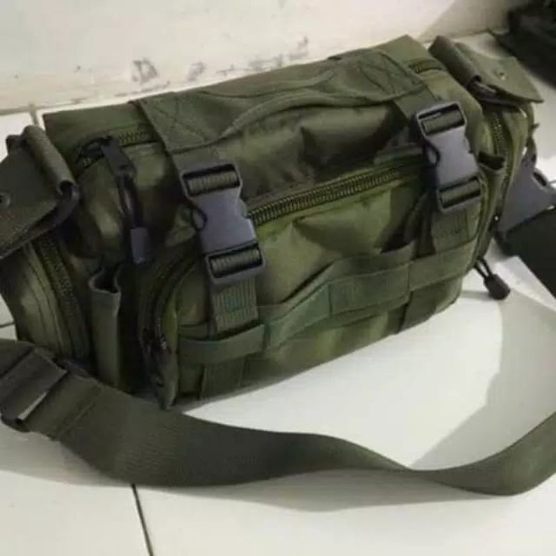 Tas army tas selempang pria kokoh kuat