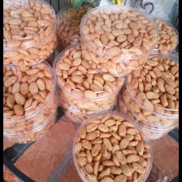 

Kue Biji Ketapang