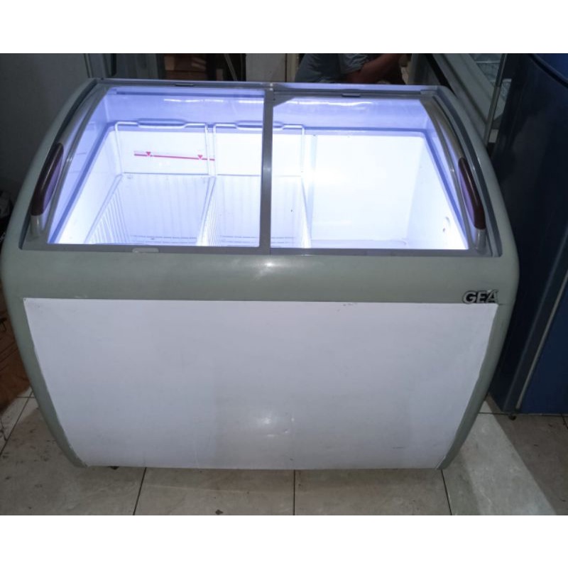 freezer Gea SD-260BY second