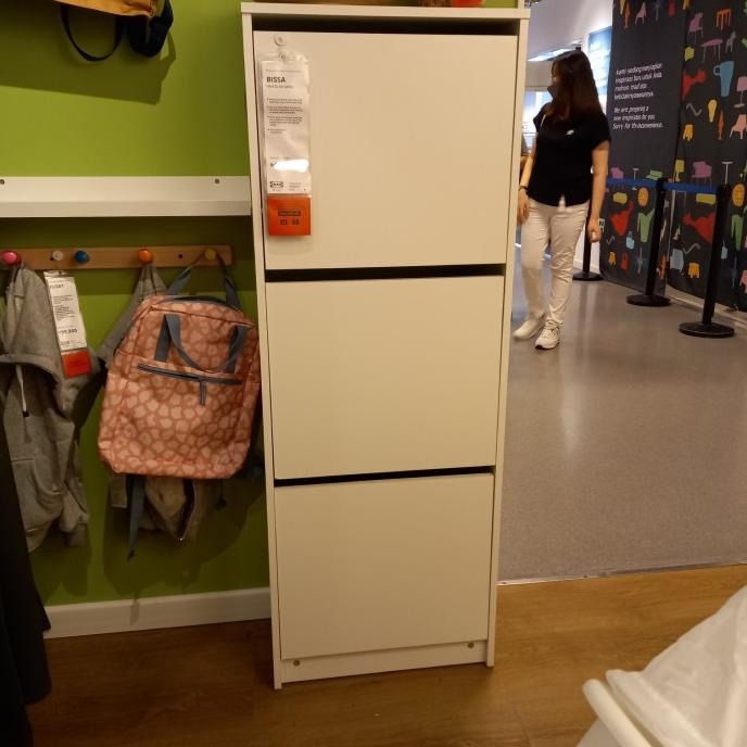 Kabinet Rak Sepatu Ikea Bissa Lemari Sepatu 3 Kompartemen 49X135 Cm Vswsx67Ww3