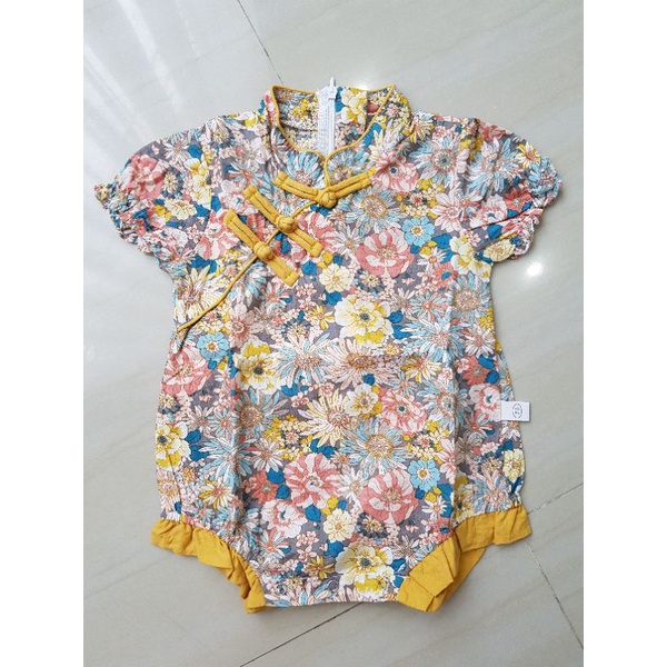 (Preloved) Cheongsam Flower Jumper | Jumper Bayi Perempuan | Jumper Bayi Size: 6-9m
