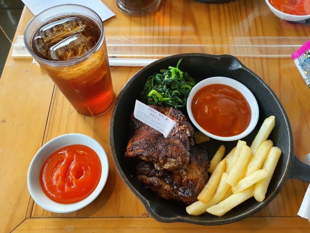 Tisu Dapur Paseo 3 Roll Calorie Absorb 70 Sheet Tissue (no.136)