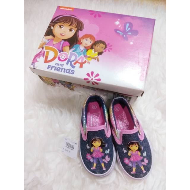 Sepatu anak Dora by Payless size 5