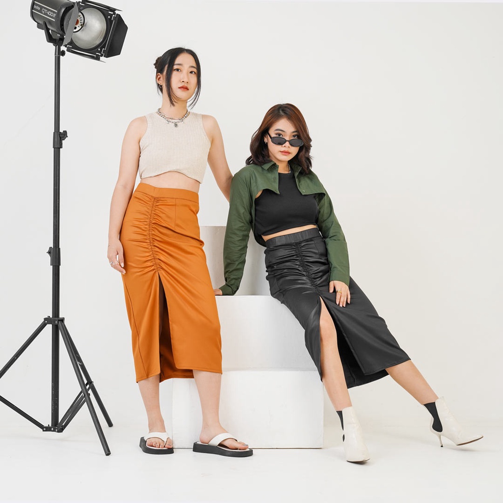 LEATHER SLIT SKIRT ROK WANITA ROK KULIT / ROK KERUT SKIRT / ROK SERUT SAMPING PANJANG