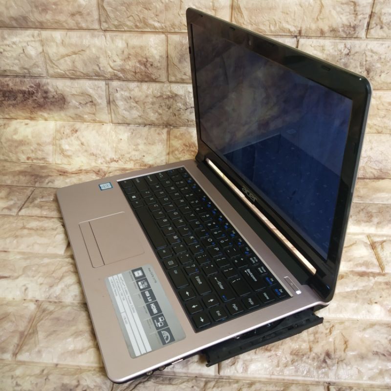 Laptop Bekas Acer Z476-31TB i3-6006U 4GB/1TB Mantap