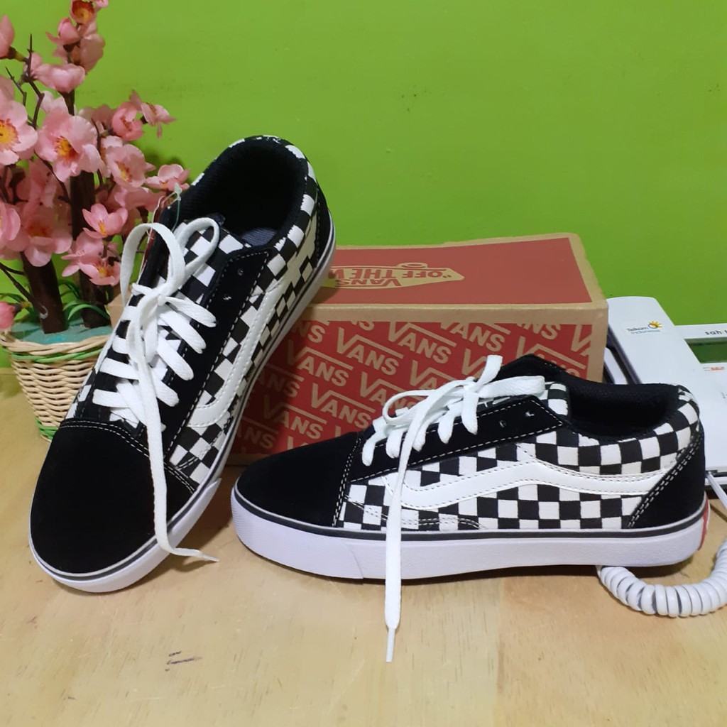 Sepatu Vans_Catur L Old Skool L Patta L Authentic L Checkerboard L Harga Karton Serian L Murah