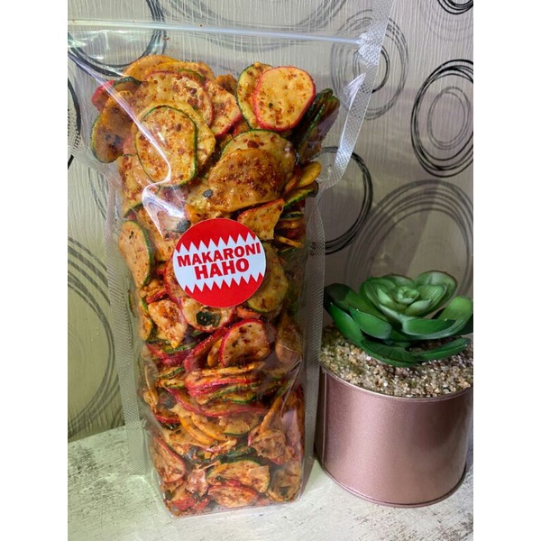 

kerupuk bantet seblak haho pedas daun jeruk kemasan 500gram (plastik ziplock/standing pouch)