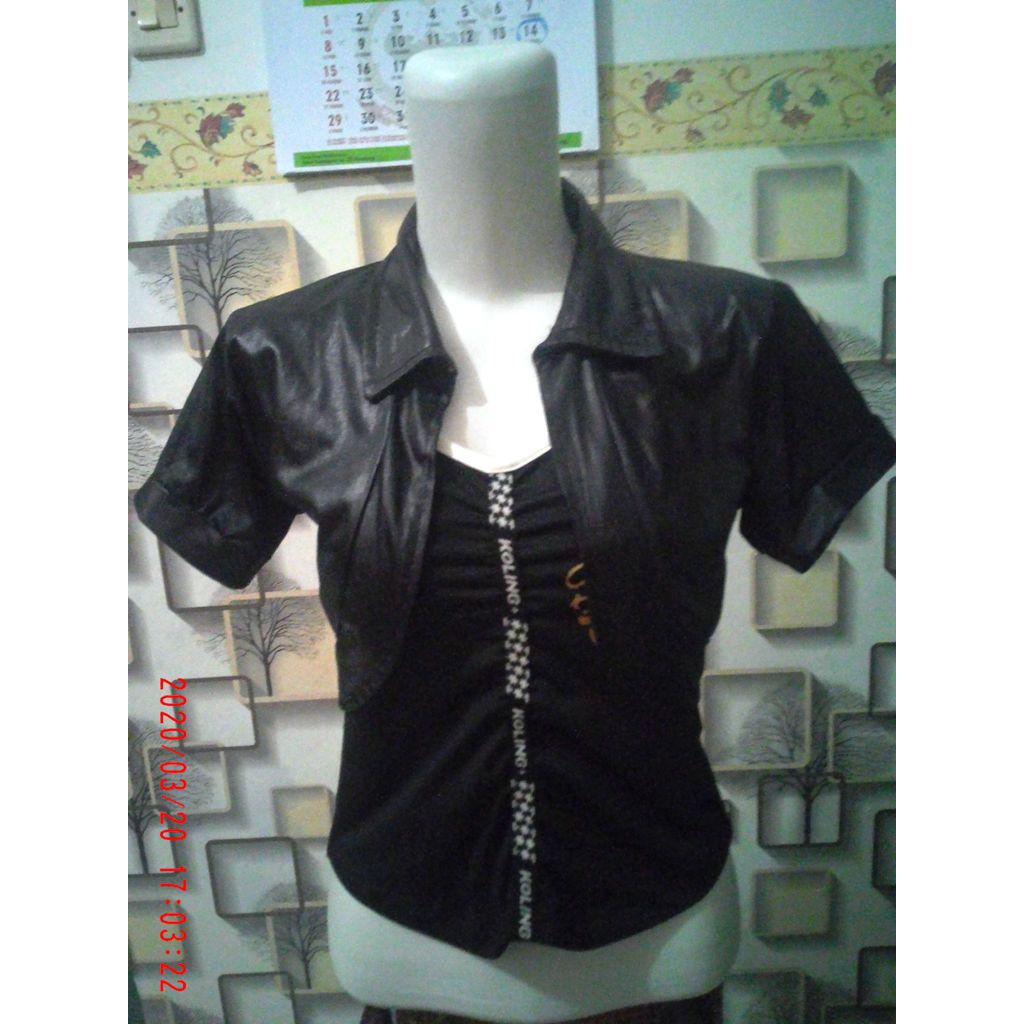 Set Blazer Pendek Hitam Sporty