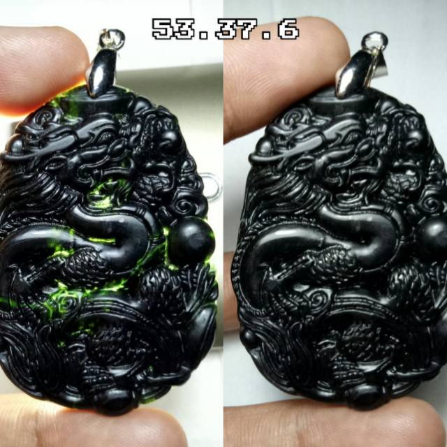 Liontin black Jade ukir naga