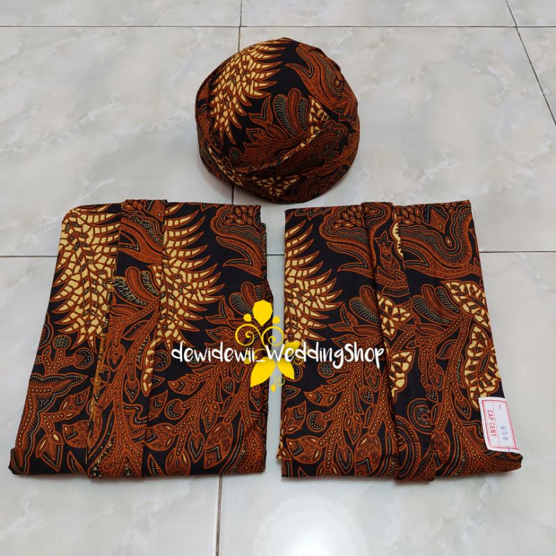 Set Jarik Cewek Cowok + Blangkon, Motif Dedaunan