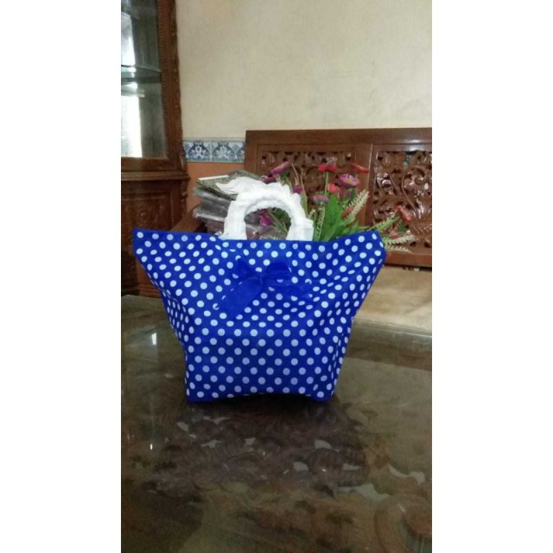 

tas hajatan 22 polkadot renda