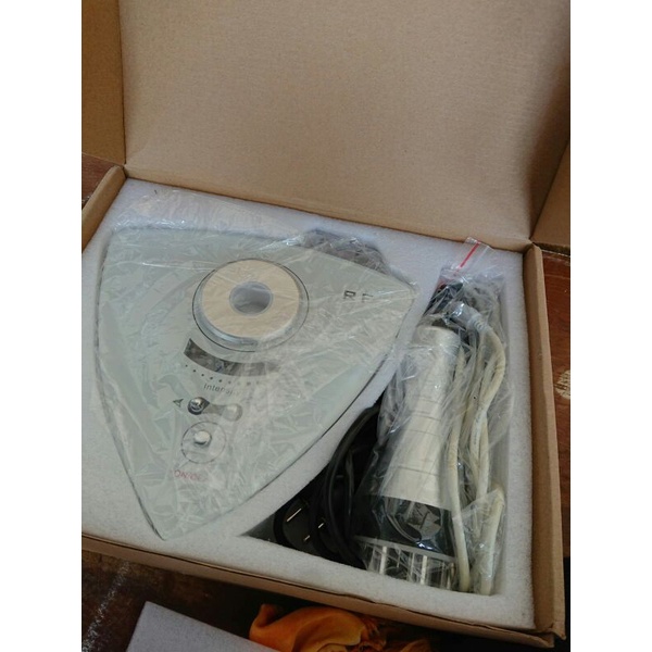 alat salon RF radio frekuensi penirus wajah dan badan