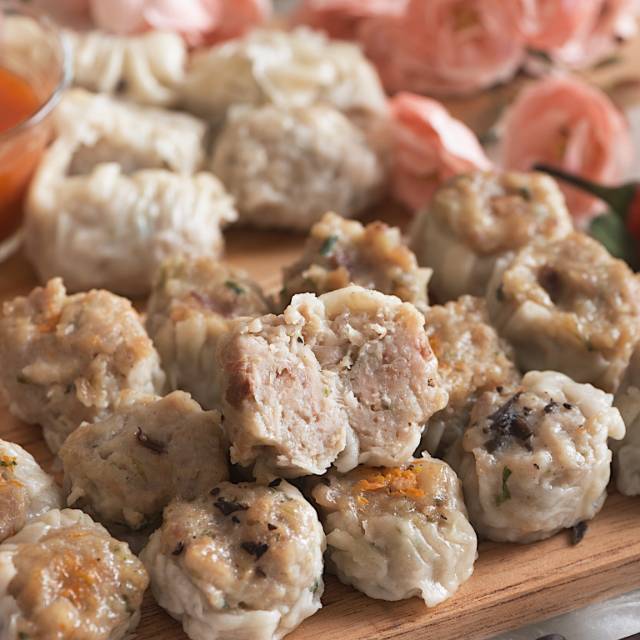 

Hebat! Dimsum 25 Pcs. Dimsum Ayam Premium Halal Tanpa Pengawet.