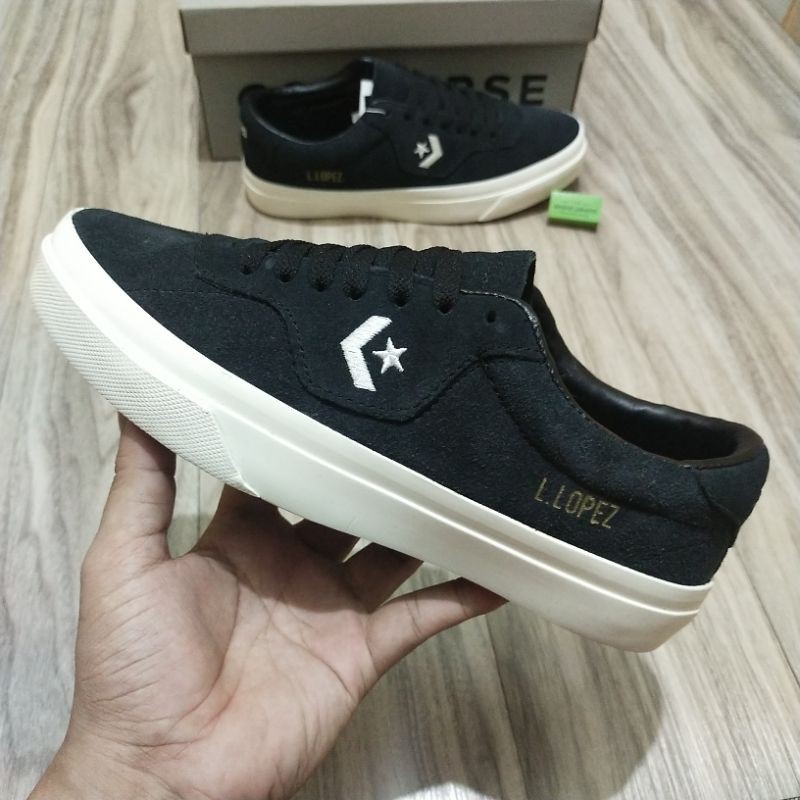 Converse one star BNIB import quality Made in veitnam