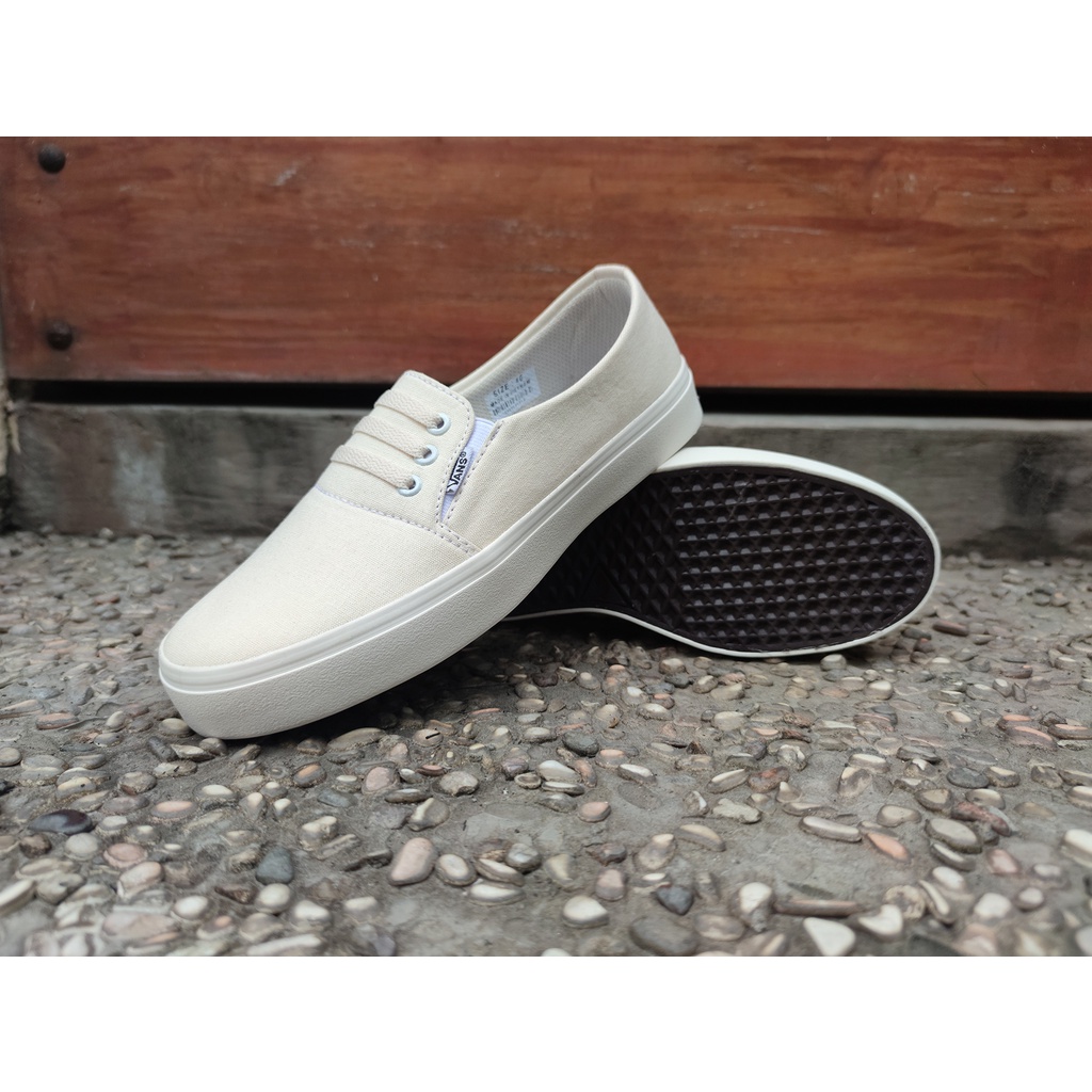 SEPATU SLIP ON PRIA DAN WANITA 010 CREAM/SEPATU KERJA/SEPATU SANTAI/SEPATU KASUAL/SEPATU PRIA DAN WANITA