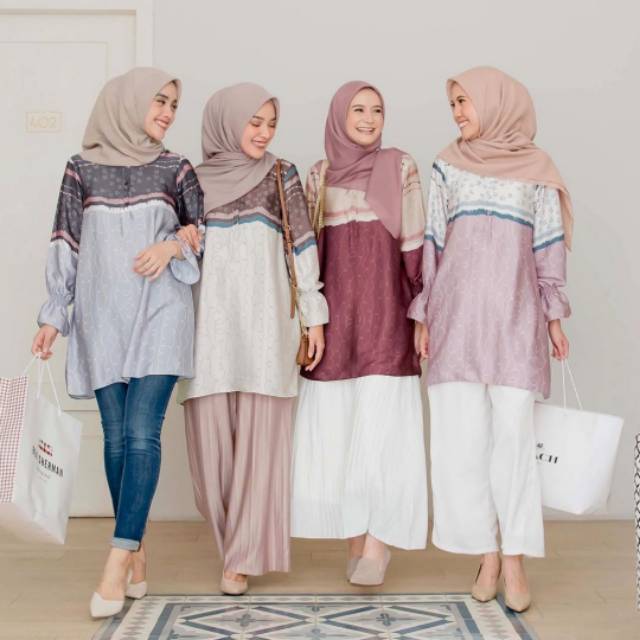 Negri Blouse by Vanilla Hijab