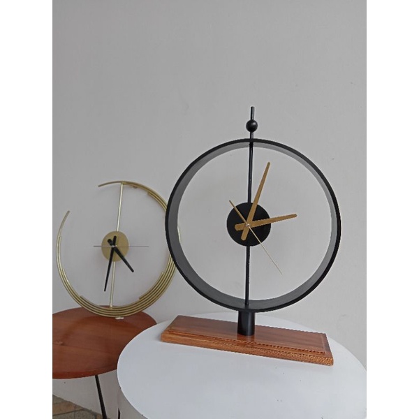 Jam Meja / Standing Watch
