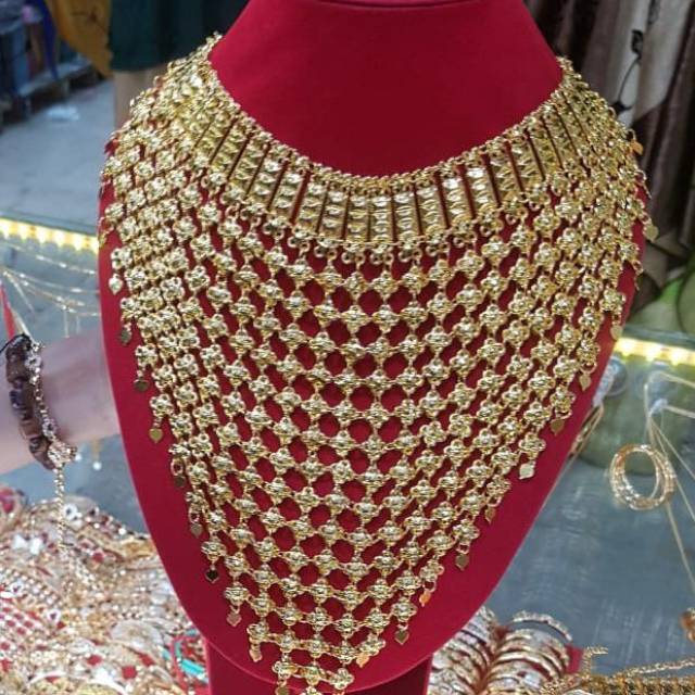 Kalung india/penutup leher