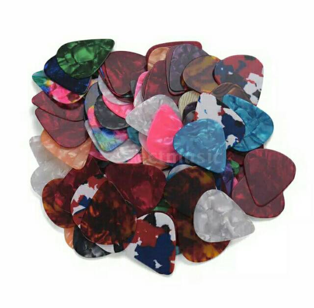 100pcs pick xylonite pick gitar warna warni motif 1 paket isi 100 pcs pick gitar warna warni