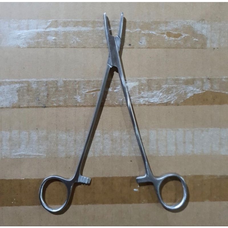 N Holder Mayo Hegar 18cm / Nalpuder 18 cm