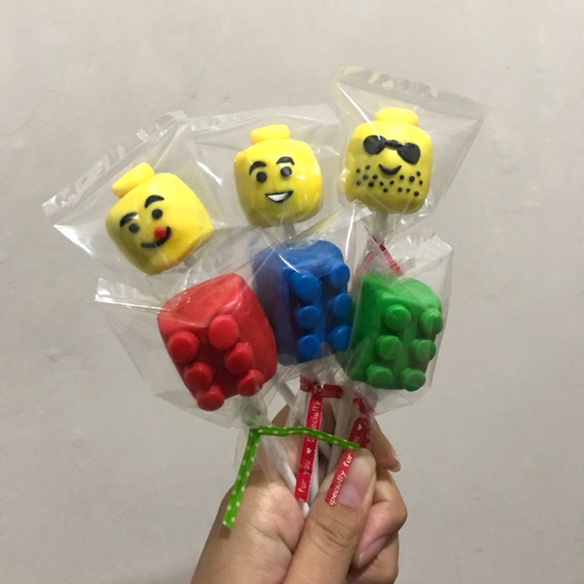 

Cakepop Lego