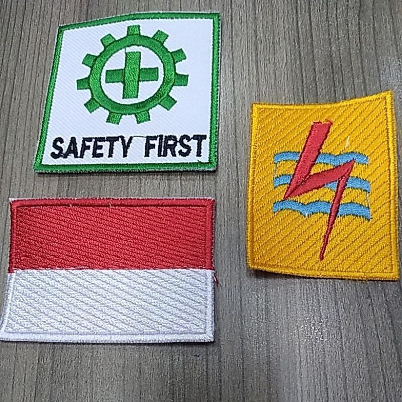 logo pln+safety k3+bendera