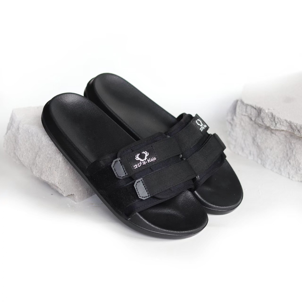 PANDEMIC S3 BLACK ORIGINAL x KOJO Sandal Casual Hitam Pria Sendal Slide Jalan Santai Harian Slippers Hangout Main Lebaran Slop Selop Karet Anti Slip Premium Slip On Remaja Dewasa Flip Flop Kerja Formal Sport Fashion Footwear Keren Terbaru Kekinian Branded